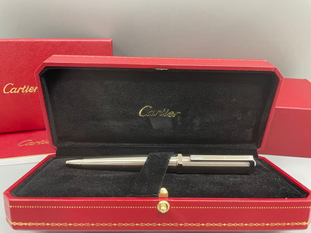 【新品未使用】定価147,400円　カルティエ　サントスデュモン　ボールペン