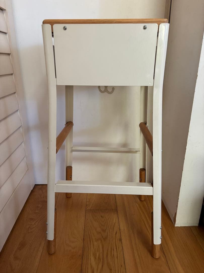 MOMAdesign サイドテーブル