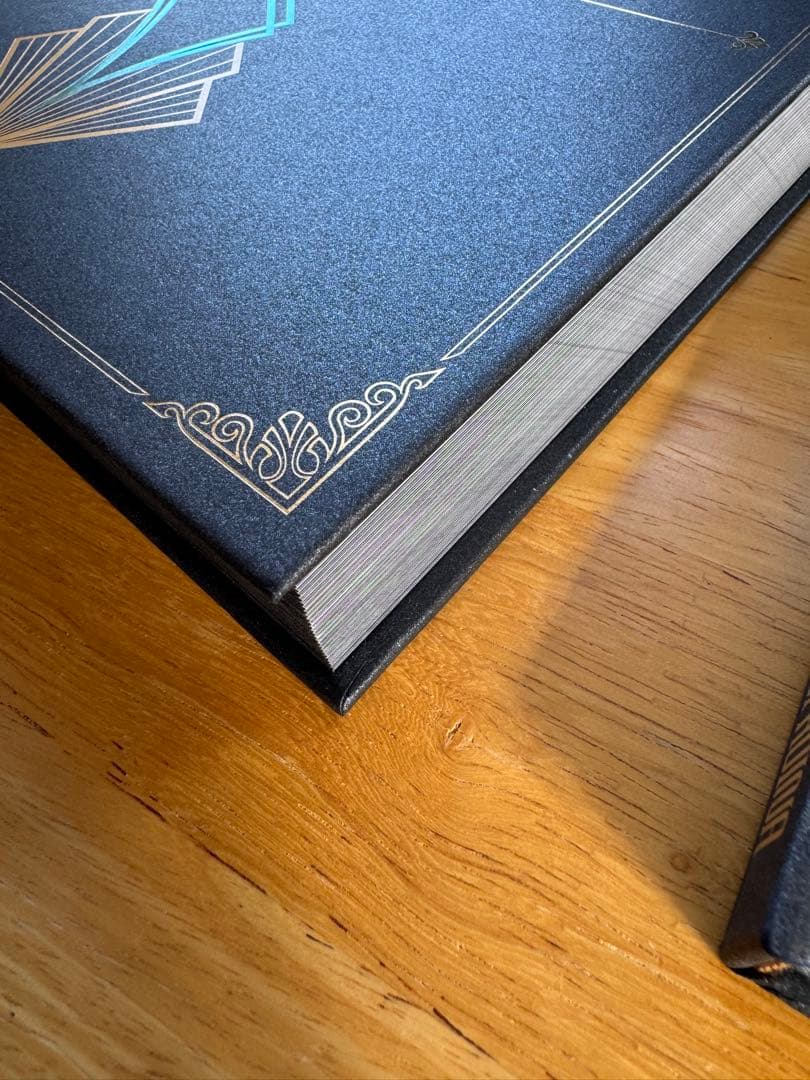 ライブラリーオブルイナ　設定資料集　アートブック　1冊 韓国バージョン