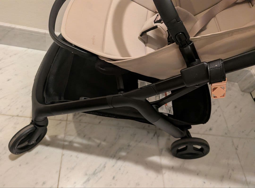 バガブー　ベビーカー　バタフライ2 新作