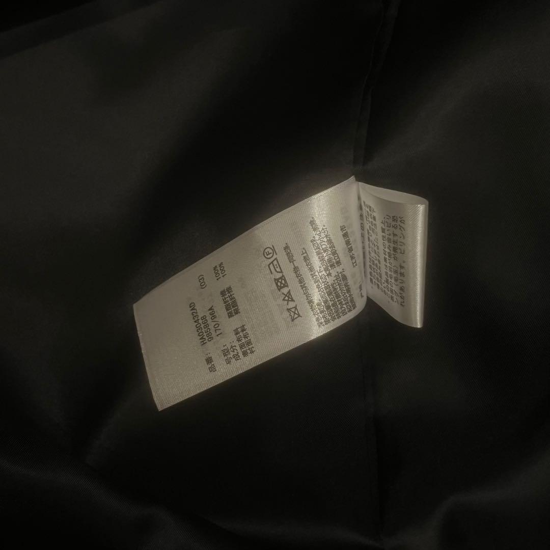 HARE ブラックとグレーのダブルブレストトレンチコート