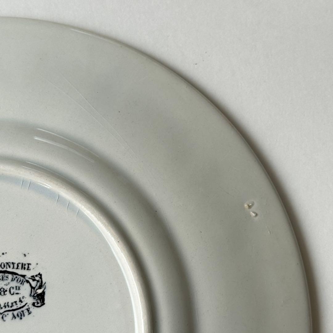 フランスアンティーク　クレイユモントロー　creil レリーフ　デザート皿