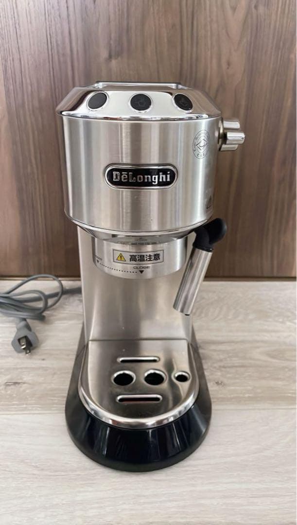 DeLonghi デディカ EC680M エスプレッソ カプチーノメーカー