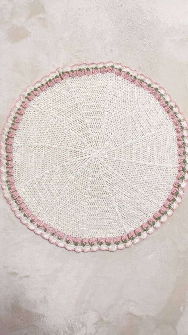 いちご畑ブランケット　ブーケブランケット　モチーフ編み インテリア