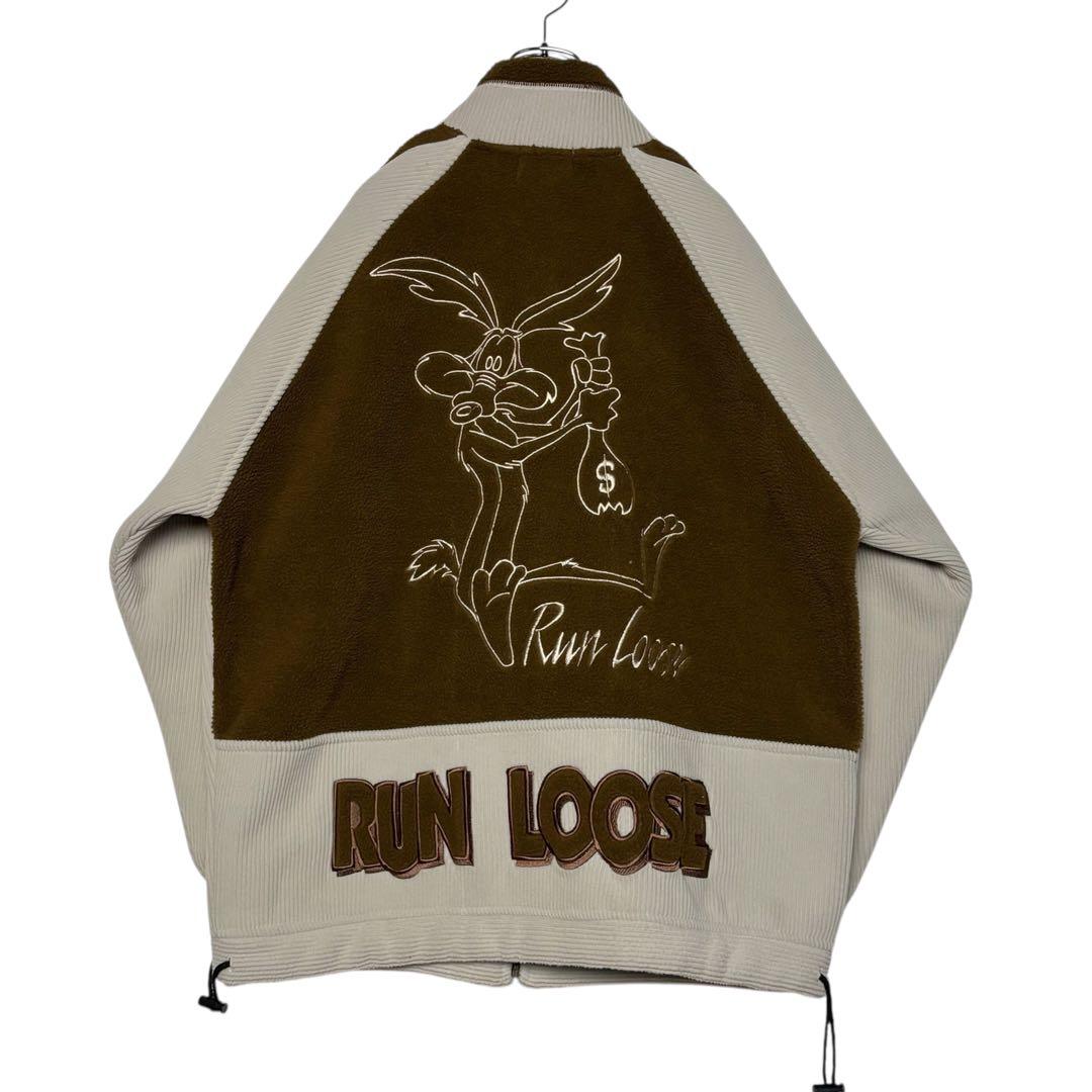 2点セット　写真1のジャケットと写真2.3のTシャツ