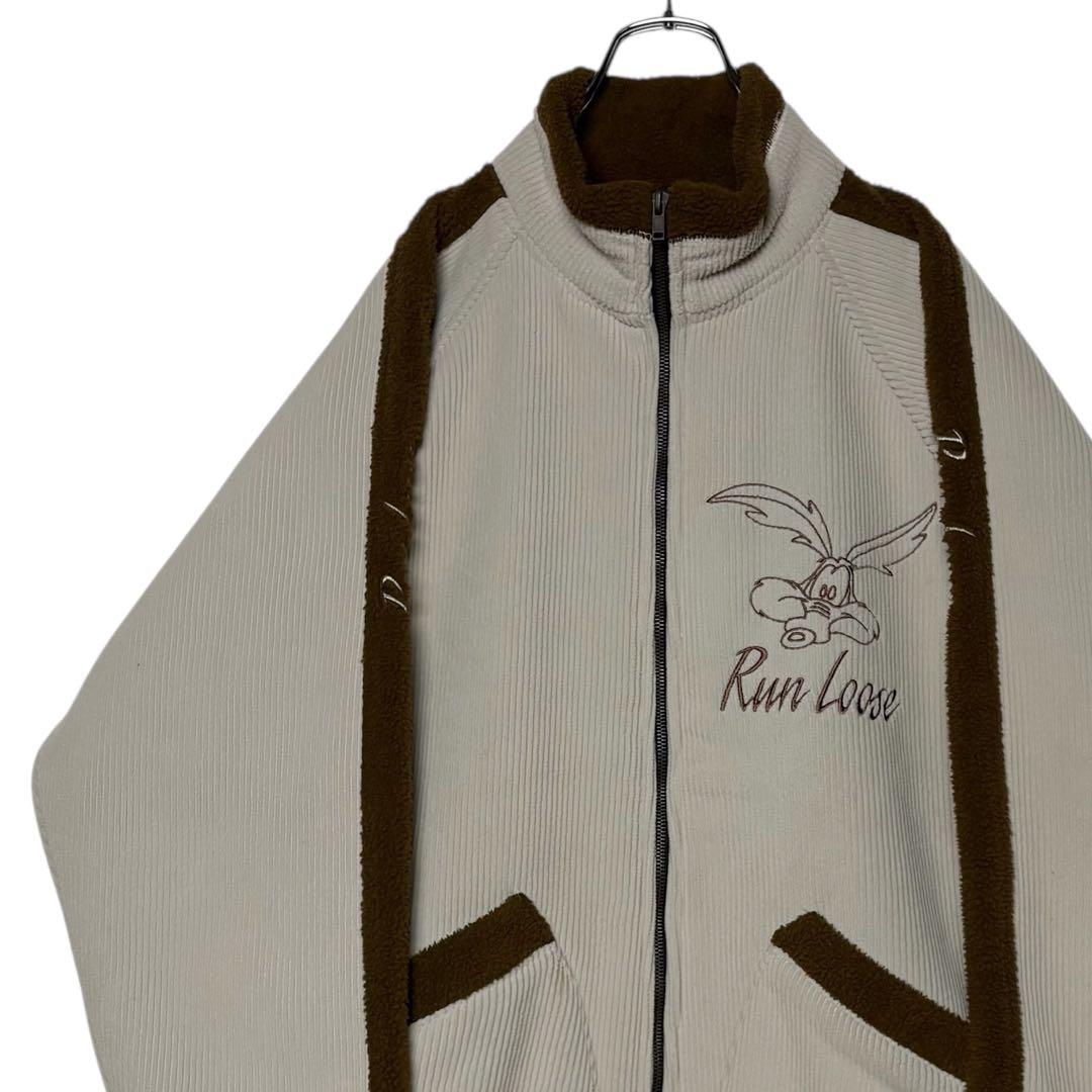 2点セット　写真1のジャケットと写真2.3のTシャツ