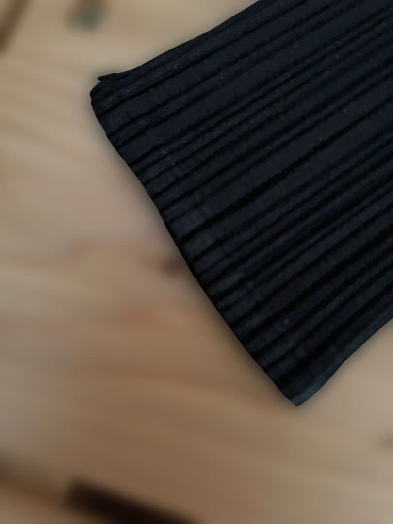 プリーツプリーズISSEY MIYAKEイッセイミヤケ　ブラック　サイズ3