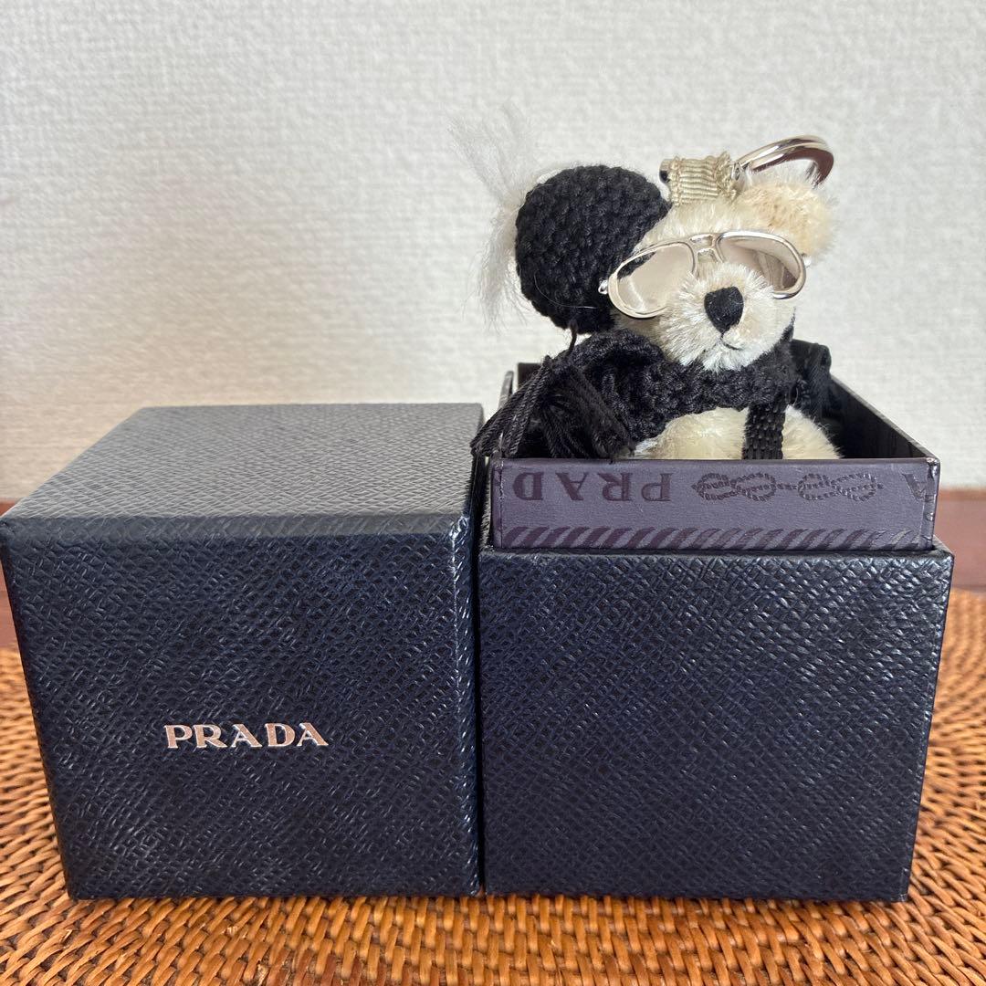PRADA テディベア キーホルダー　キーチャーム