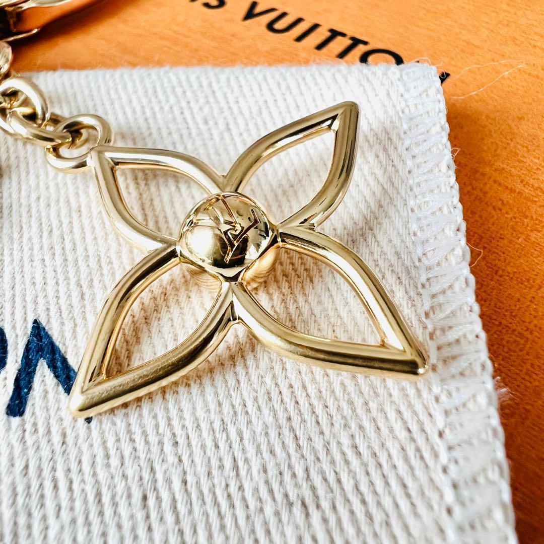 ✨極美品✨ルイヴィトン　ポルトクレ　キーホルダー　モノグラム　フラワー　サークル