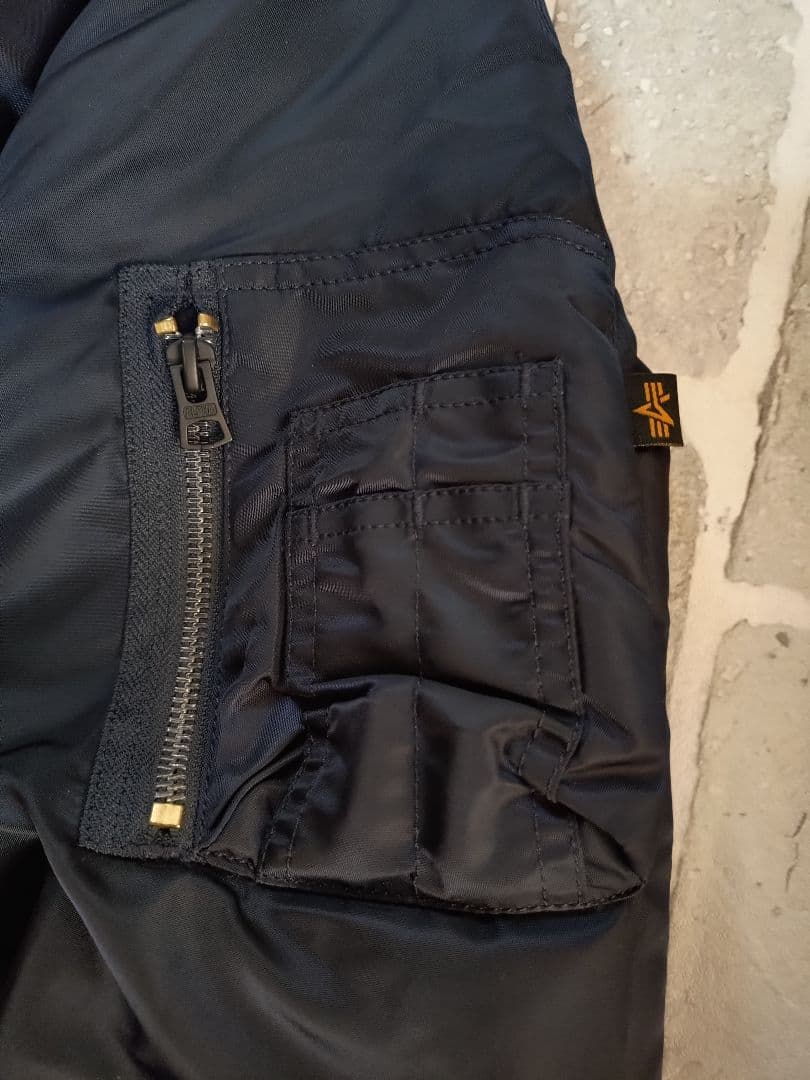 【美品】【希少XLサイズ】【希少ネイビー】【アルファ】【MA-1】