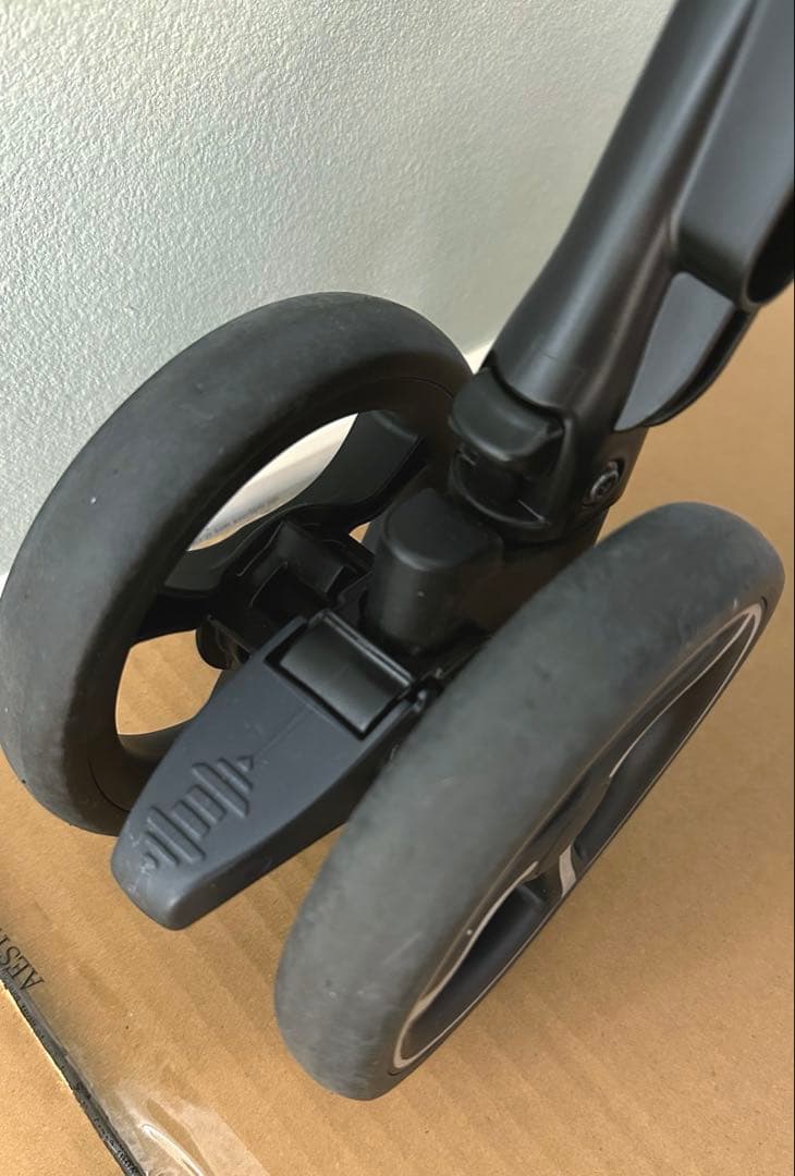 【極美品】【ベビーカー】【joie】【スマバキ4WD】【対面式】