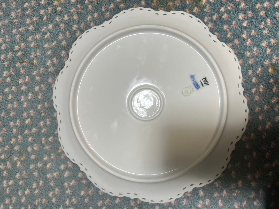 ロイヤルコペンハーゲン ムッシェルマレ フルレースケーキ