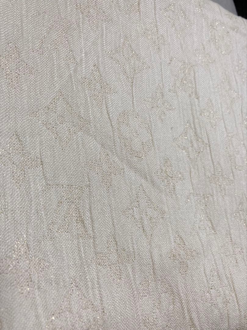 ルイヴィトン　モノグラム　シルク　ショール　ストール　ラメ　金糸　大判