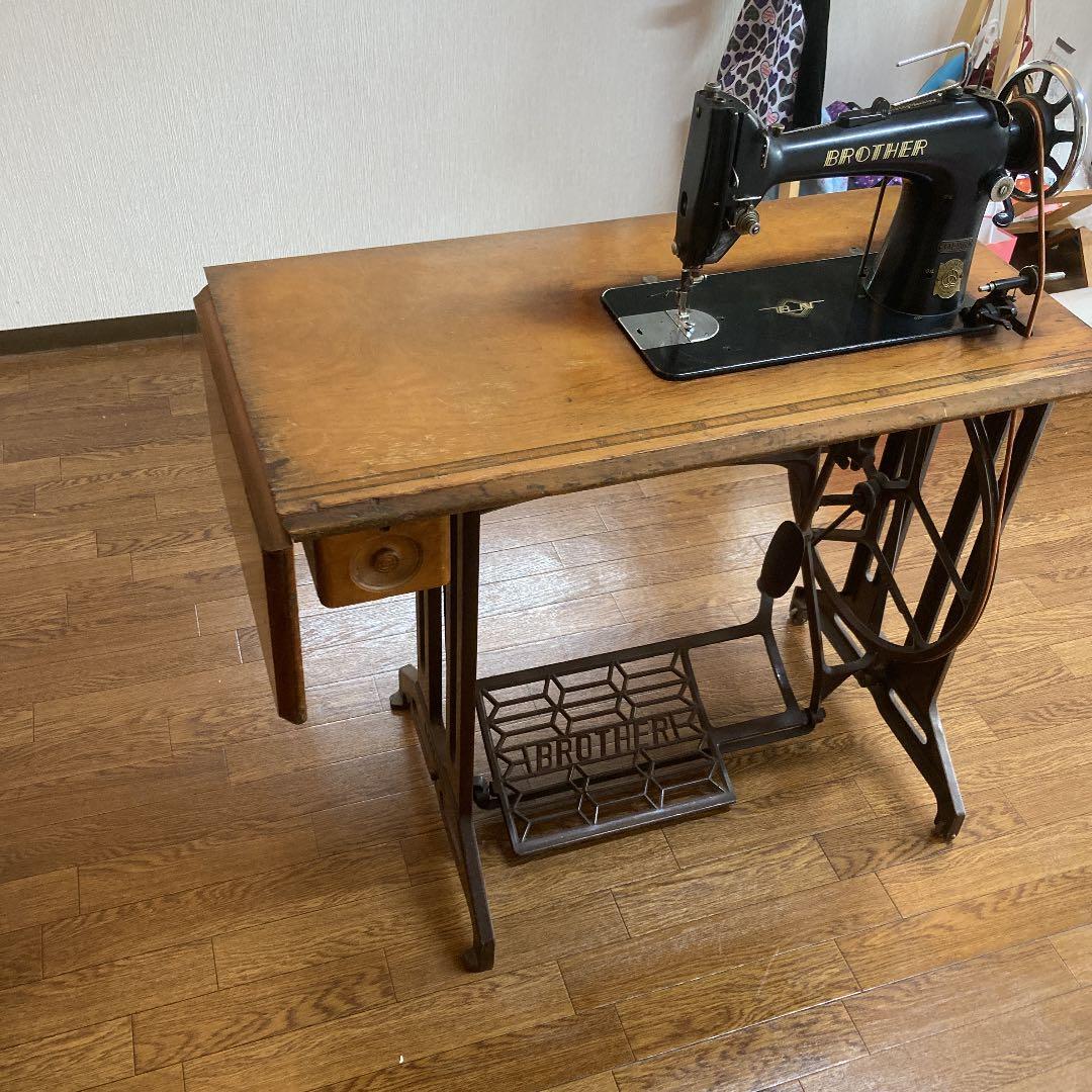 brother ブラザー　アンティーク　ミシン