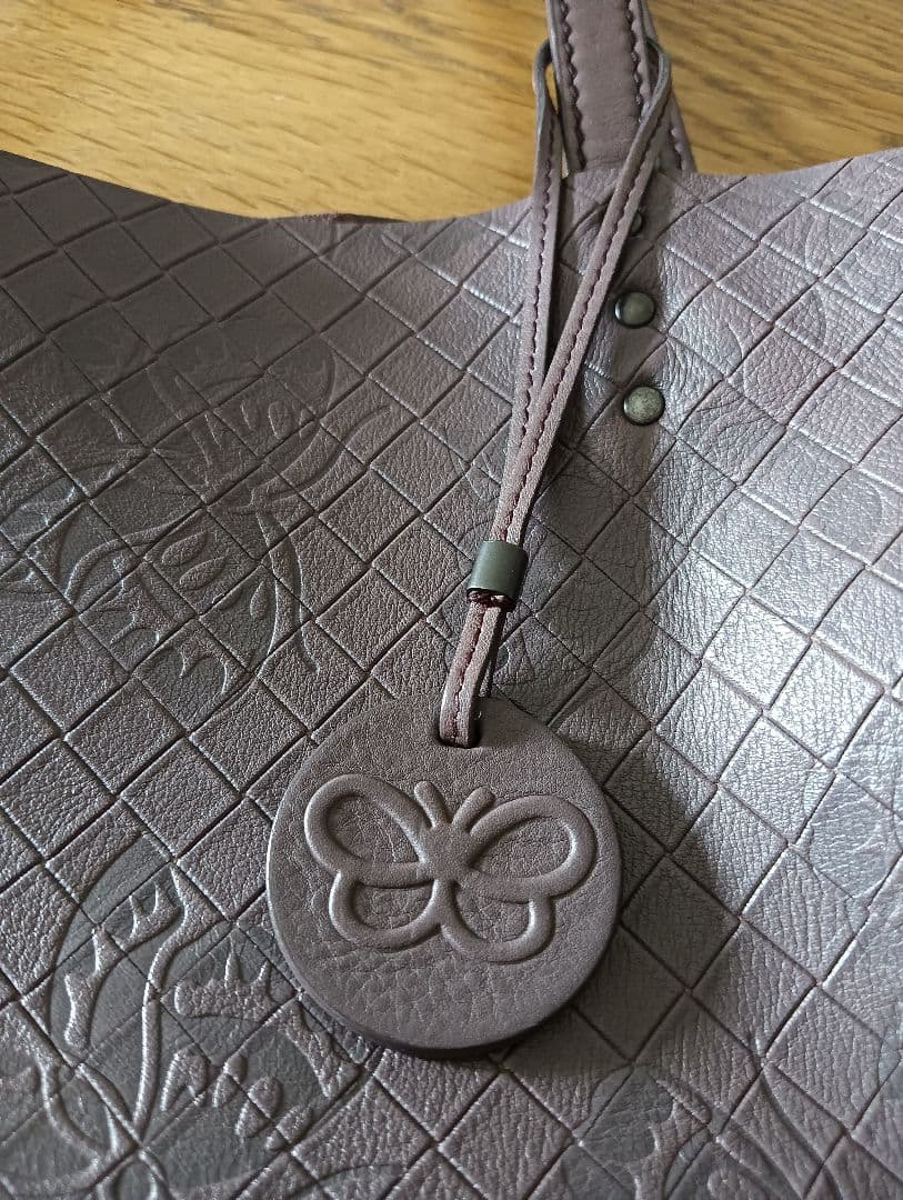 ボッテガヴェネタ トートバッグ イントレッチオミラージュ バタフライ