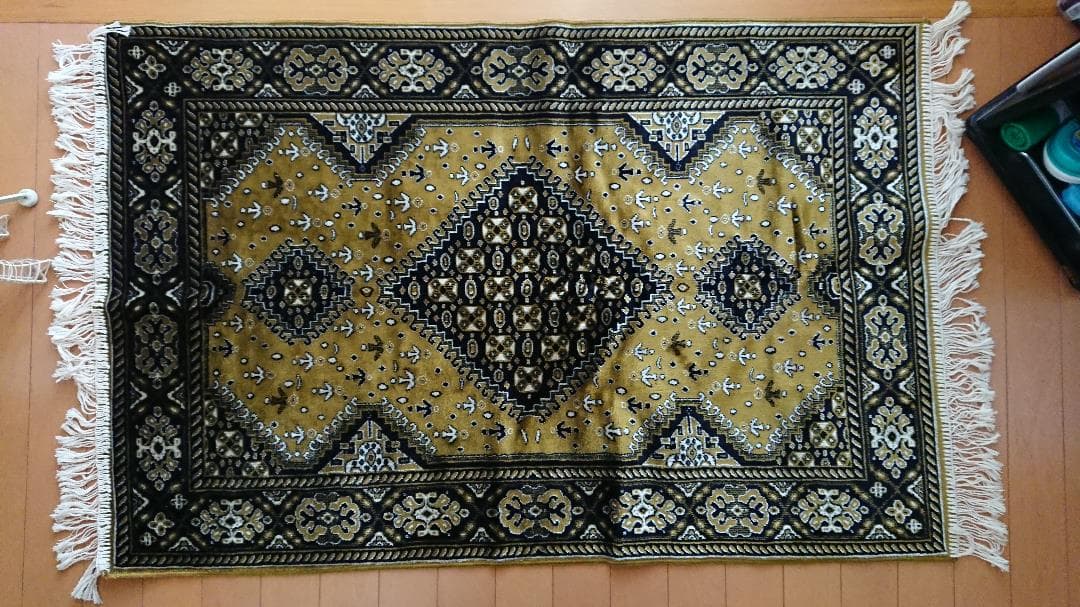 モロッコ絨毯 大幅下げ