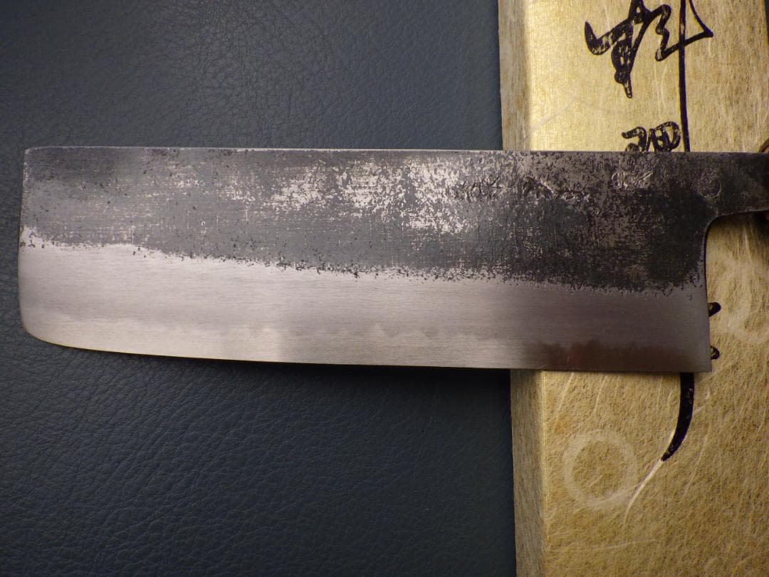 安来青紙黒打ち鍛造★菜切り包丁★共箱有り★未使用★