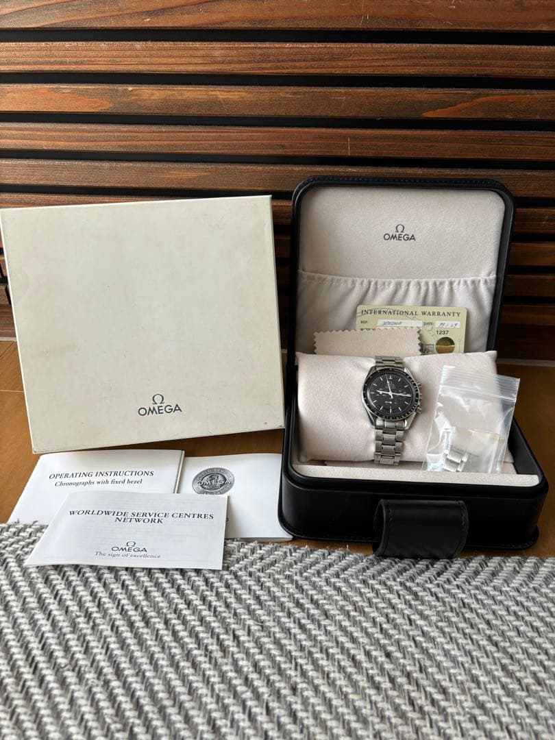 OMEGAオメガスピードマスタープロフェッショナル手巻き時計シルバー高級