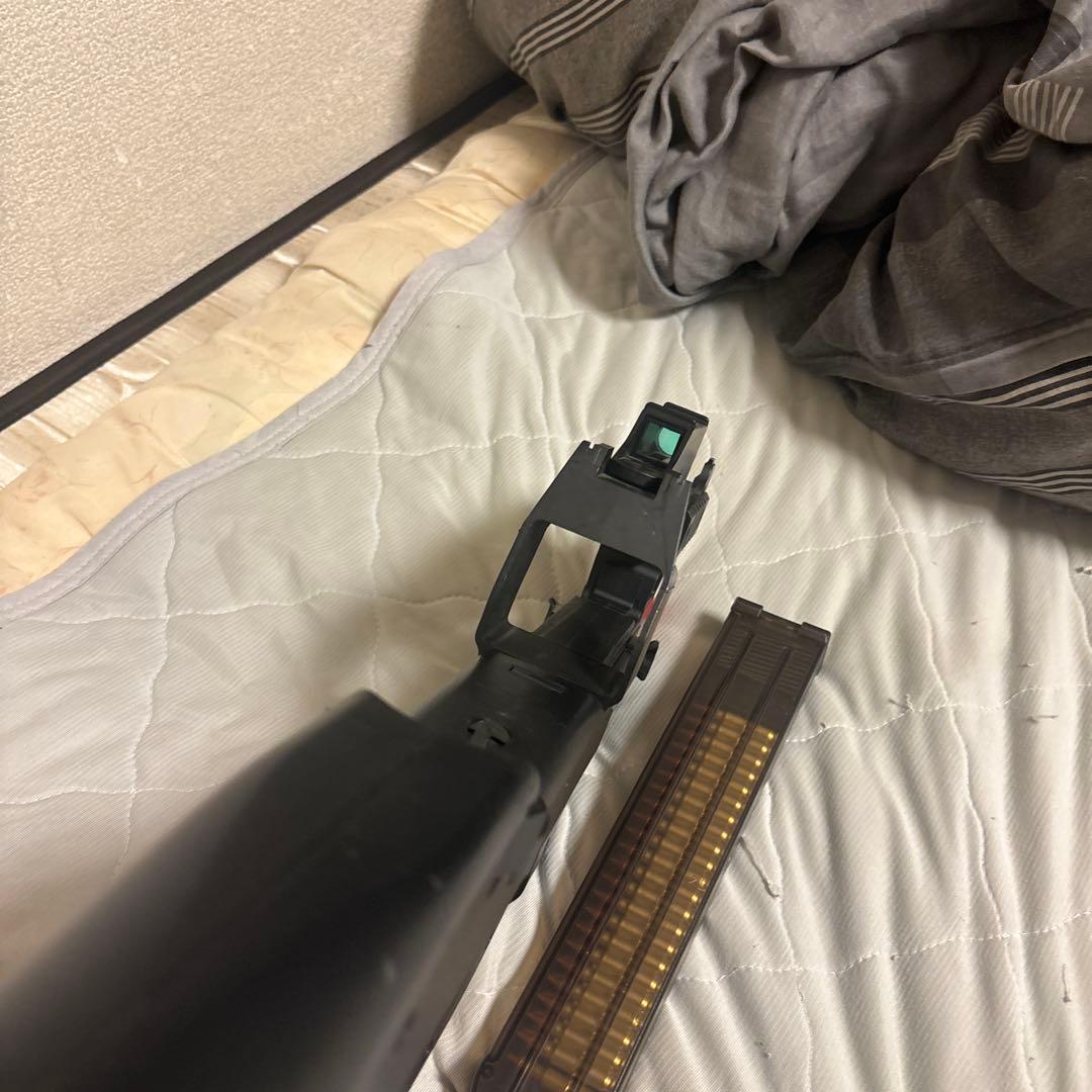 東京マルイ　p90