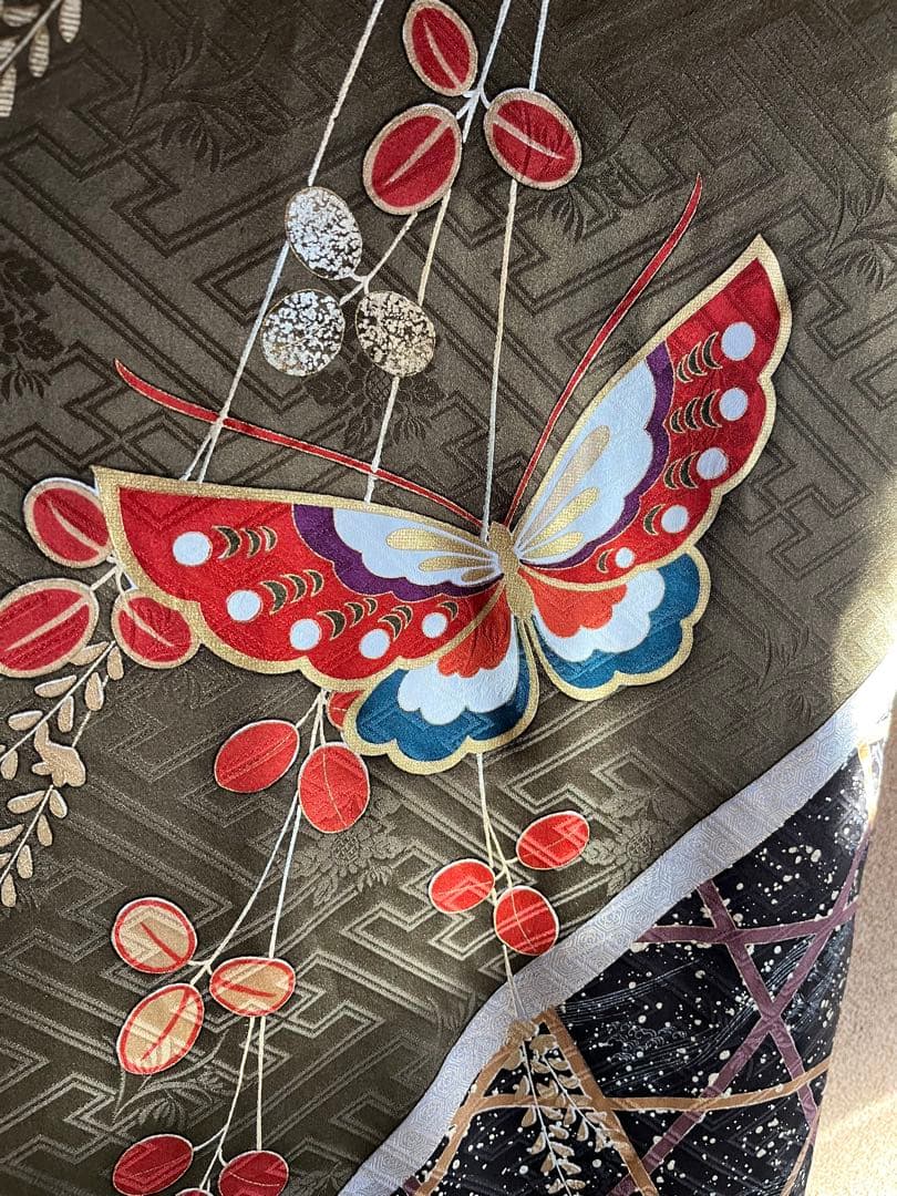 正絹振袖　蝶々柄　成人式