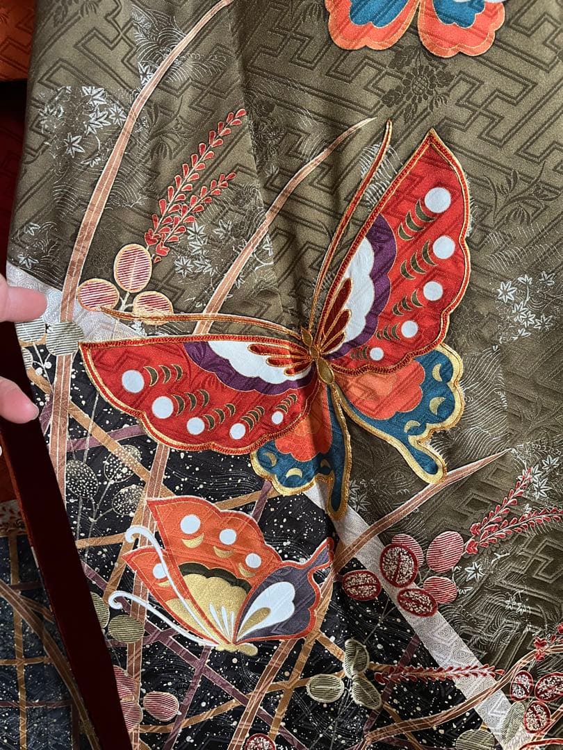 正絹振袖　蝶々柄　成人式