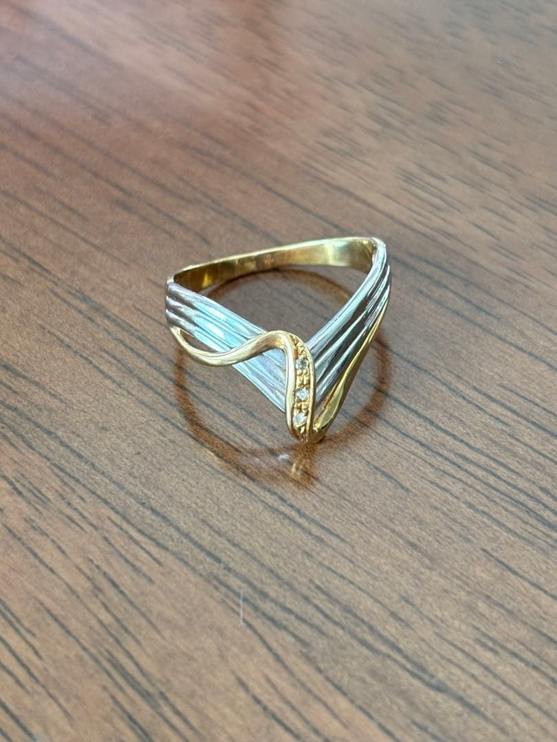 K18 プラチナ　ウェーブリング　ダイヤ