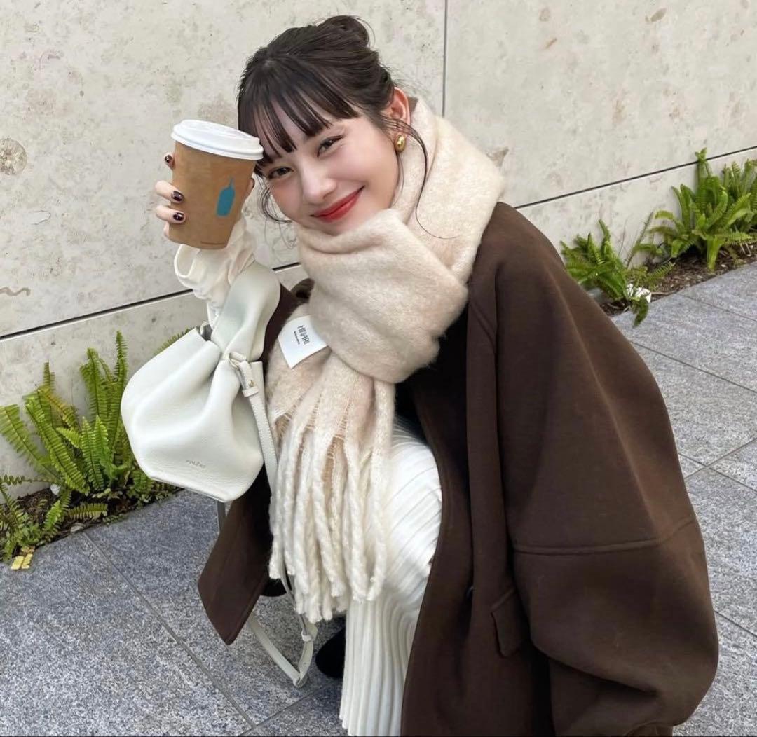 【お値下げ！】hinari ウェーブデザインミドルコート ブラウン