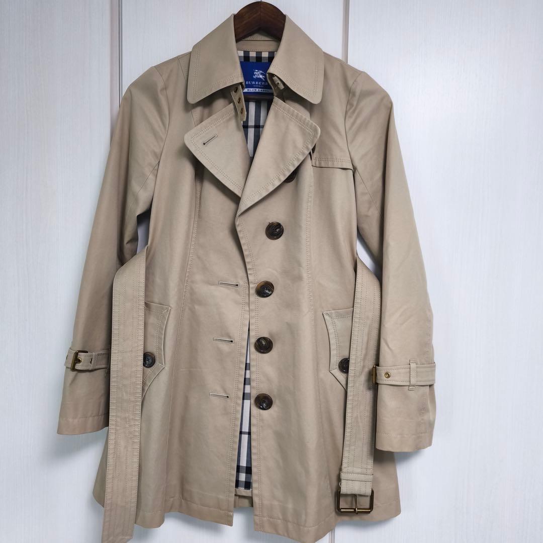 バーバリーブルーレーベル トレンチコート アウター