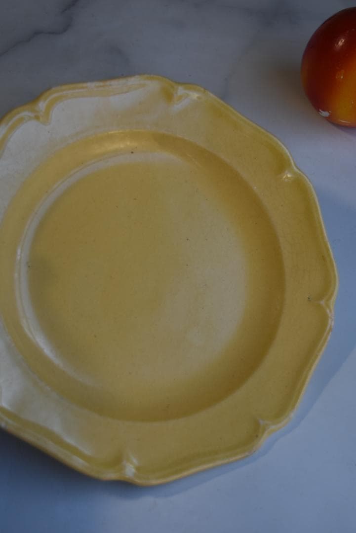 美品19世紀アプト窯　黄釉花リム　デセール皿　アンティーク