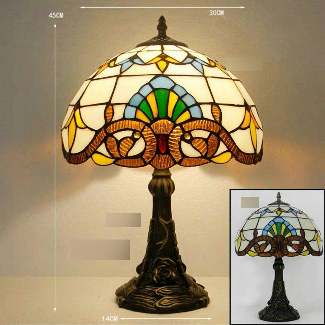 ティファニースタイルテーブルランプ電気スタンドガラスランプ \r バロック90