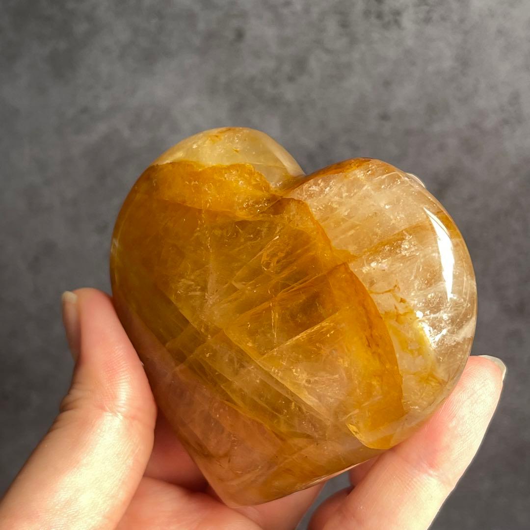 ゴールデンヒーラー ジオード入り 台座付き ハート