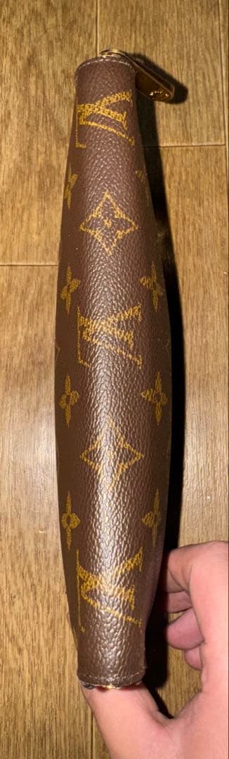 ルイヴィトン モノグラム ジッピーウォレット　ラウンドファスナー 長財布