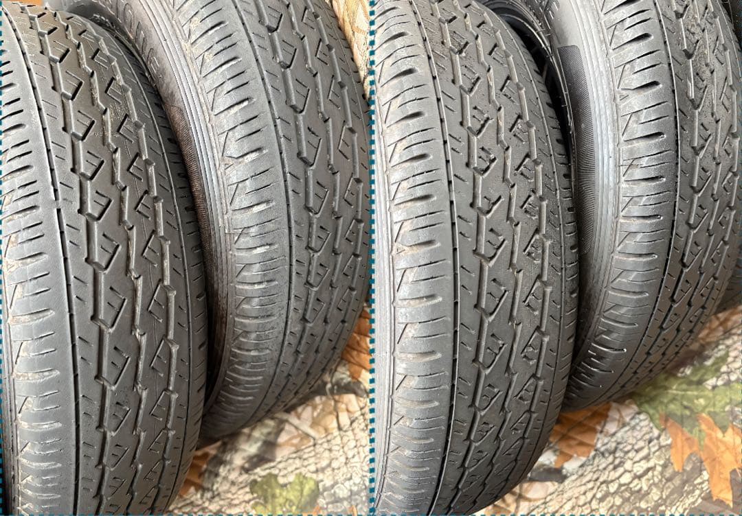 軽トラ・箱バン用　中古タイヤ4本