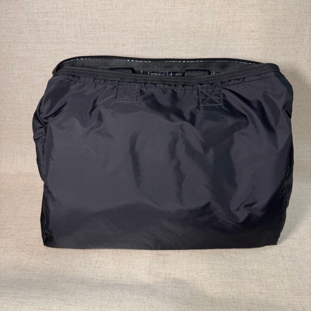 LeSportsac レスポートサック　モノトーン　総柄　黒　ボストンバック