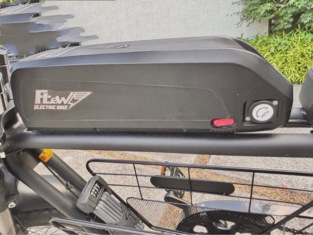 【走行50km未満・トルクセンサー搭載・カスタム有】FLOW BIKE 正規品