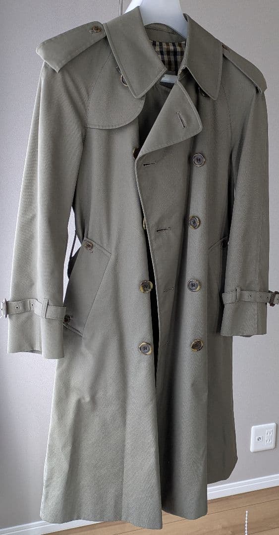 アクアスキュータム　トレンチコート　デッドストック