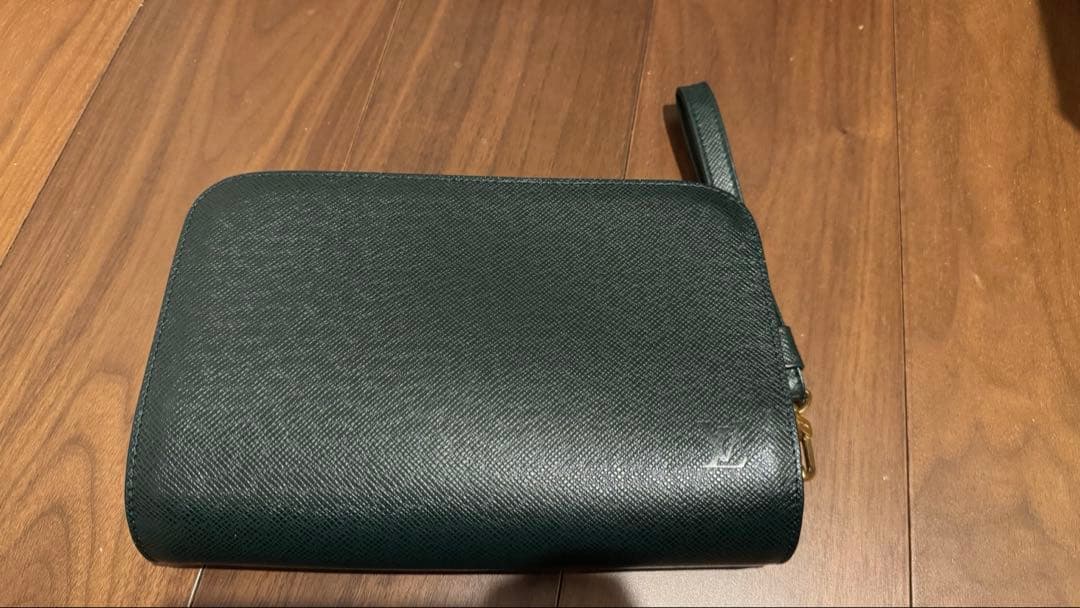 ルイヴィトン　セカンドバッグ