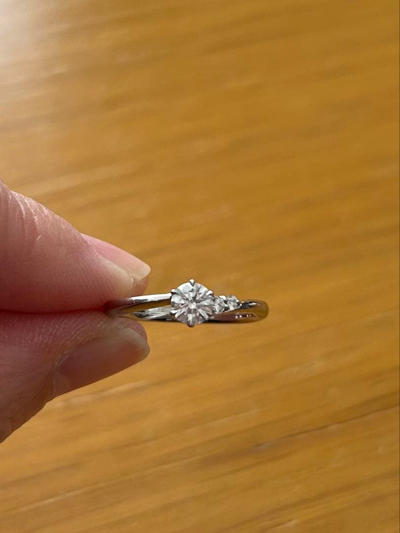 ラザールダイヤモンドリング　トンプソン★☆