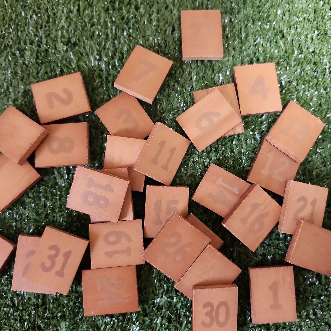 ディズニー　くまのプーさん 　木製万年カレンダー　 Disney　レア