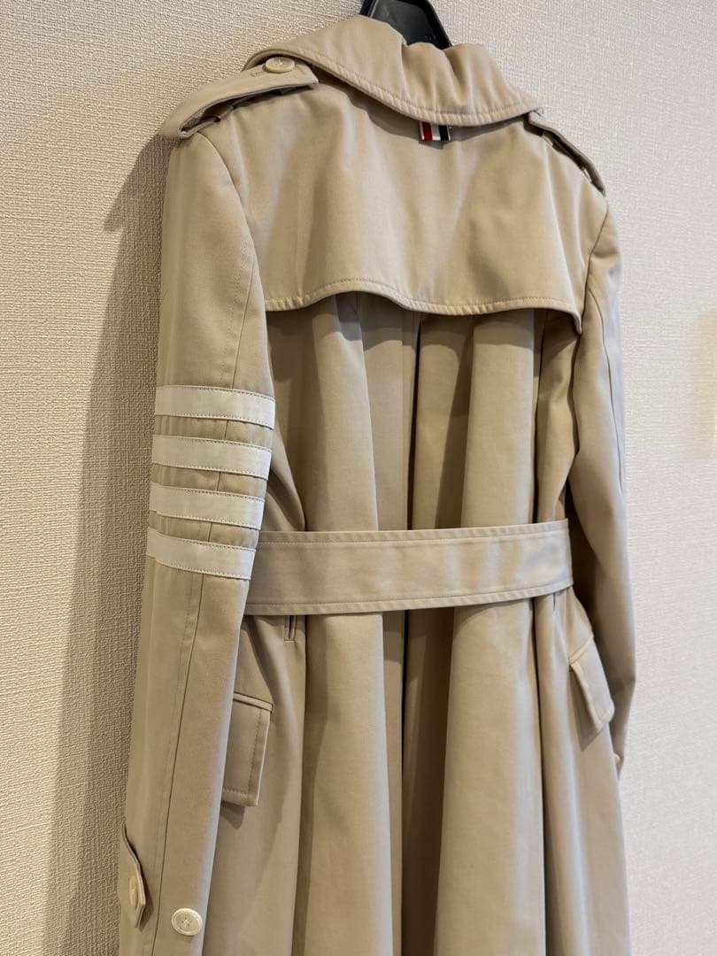 【THOM BROWNE★トムブラウン】ベージュ トレンチコート ストライプ裏地