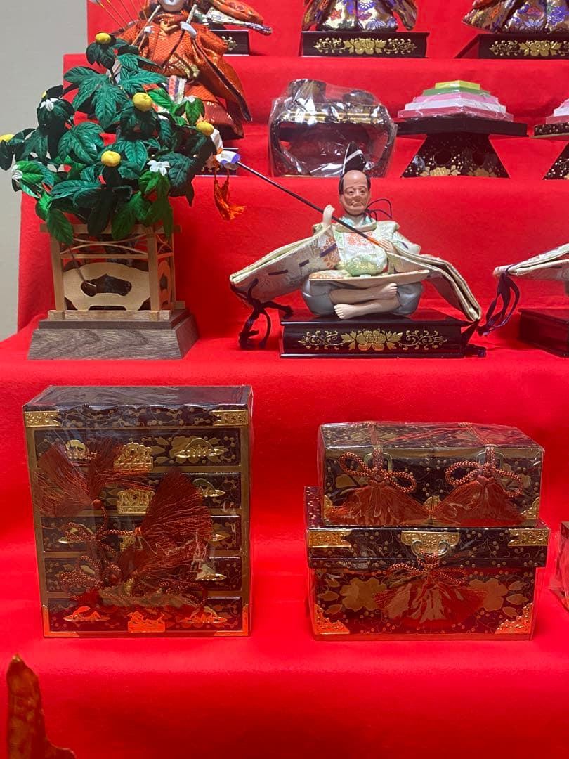 再値下げ！雛人形／特選／七段／15人飾り／屏風台付き/美品