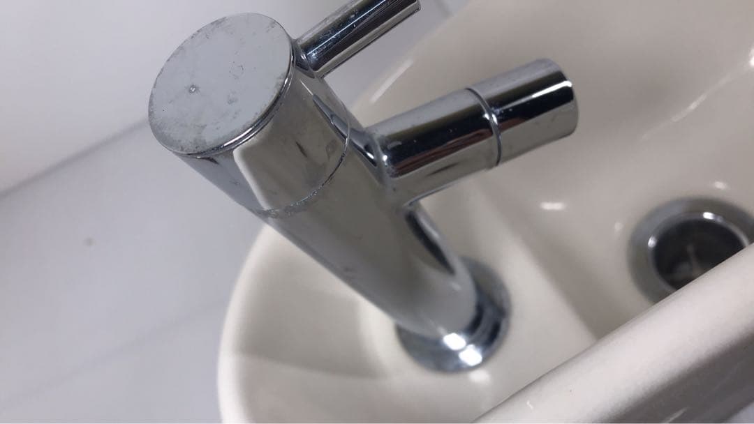 TOTO 壁掛洗面器　L90DR #SC1 パステルアイボリー　中古