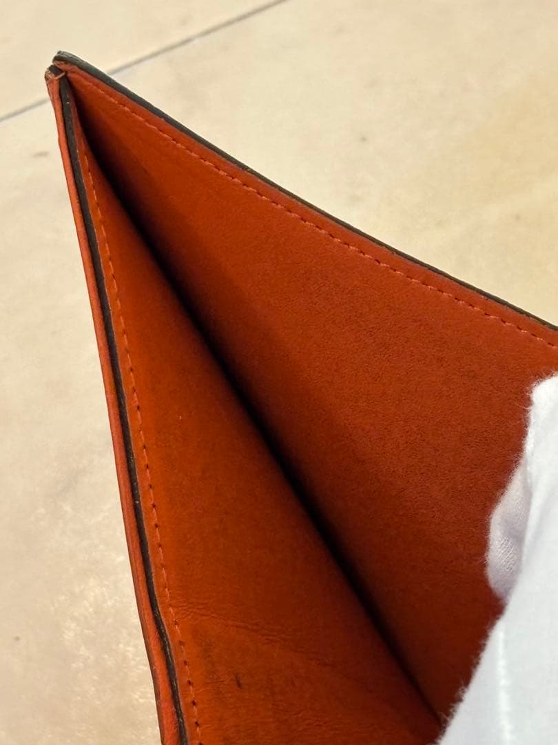 ルイヴィトン ダミエ グラフィット メンズ 二つ折り財布