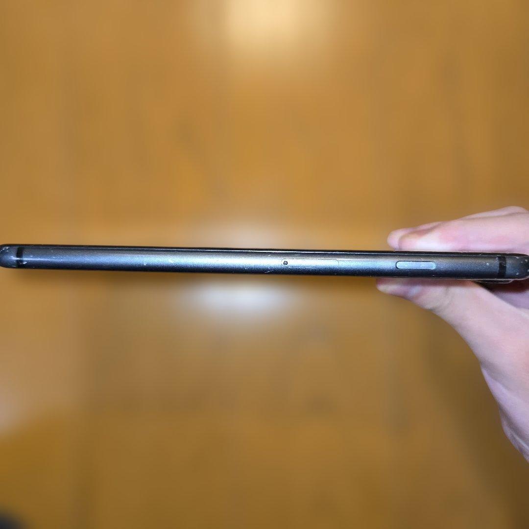 Apple iPhone 8 Plus 64gb　simフリー