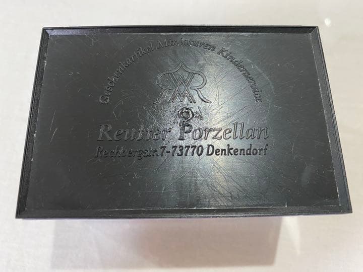 ロイター ポーセリン　ミニチュア　チェリー