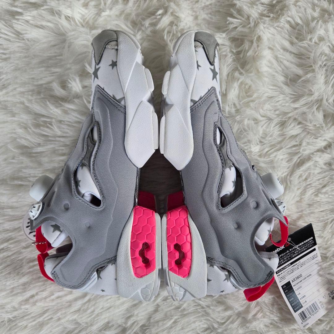 新品　Reebook ポンプフューリー スニーカー x-girlコラボ 限定