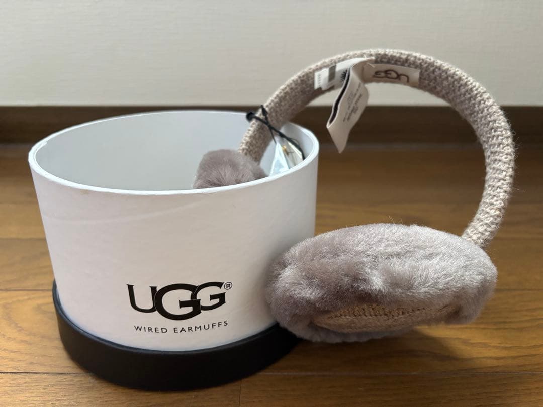 【くみっきー】UGG Wired Ear Muffs ヘッドホン　ベージュ