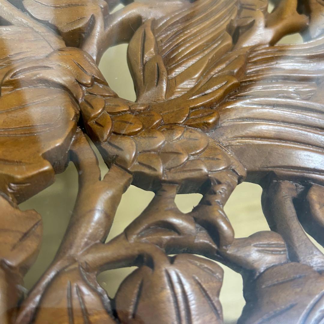 猫脚　彫刻　透かし彫り　ガラストップ　テーブル