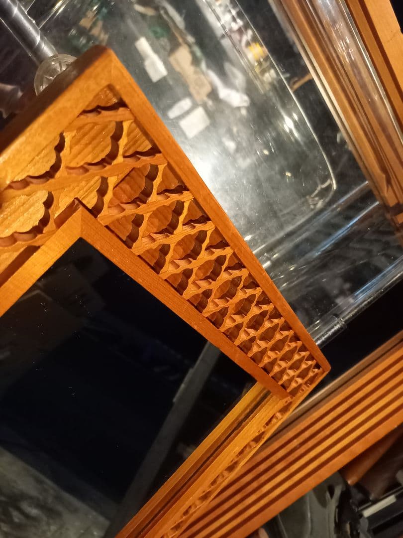 1970's　フレンチ　格子柄　模様　透かし彫り　細工　ウッド　フレーム　ミラー