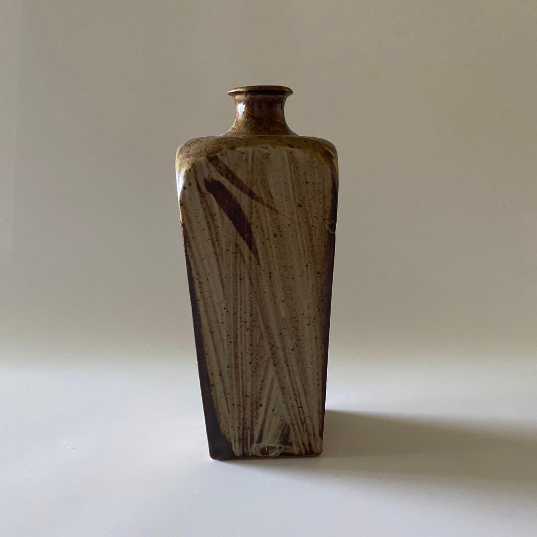 島岡達三 花瓶 花器 角瓶 鉄絵 刷毛目 高さ約28cm弱 民藝 人間国宝